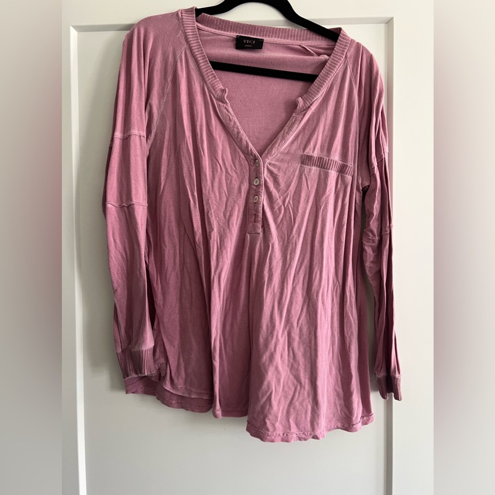Vici pink Henley top size small